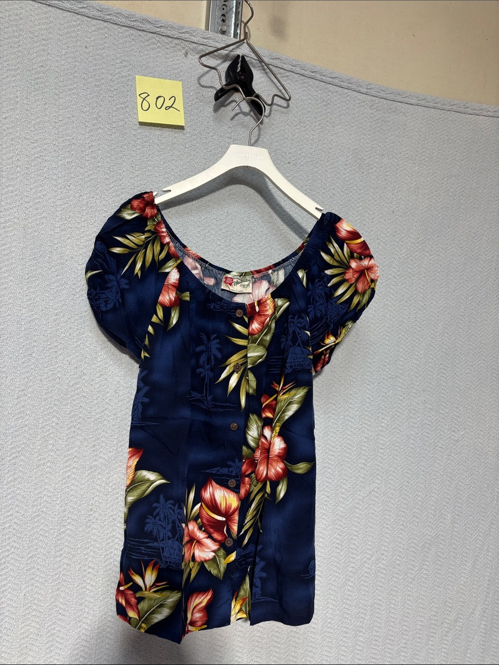 The Hawaiian original large blouse